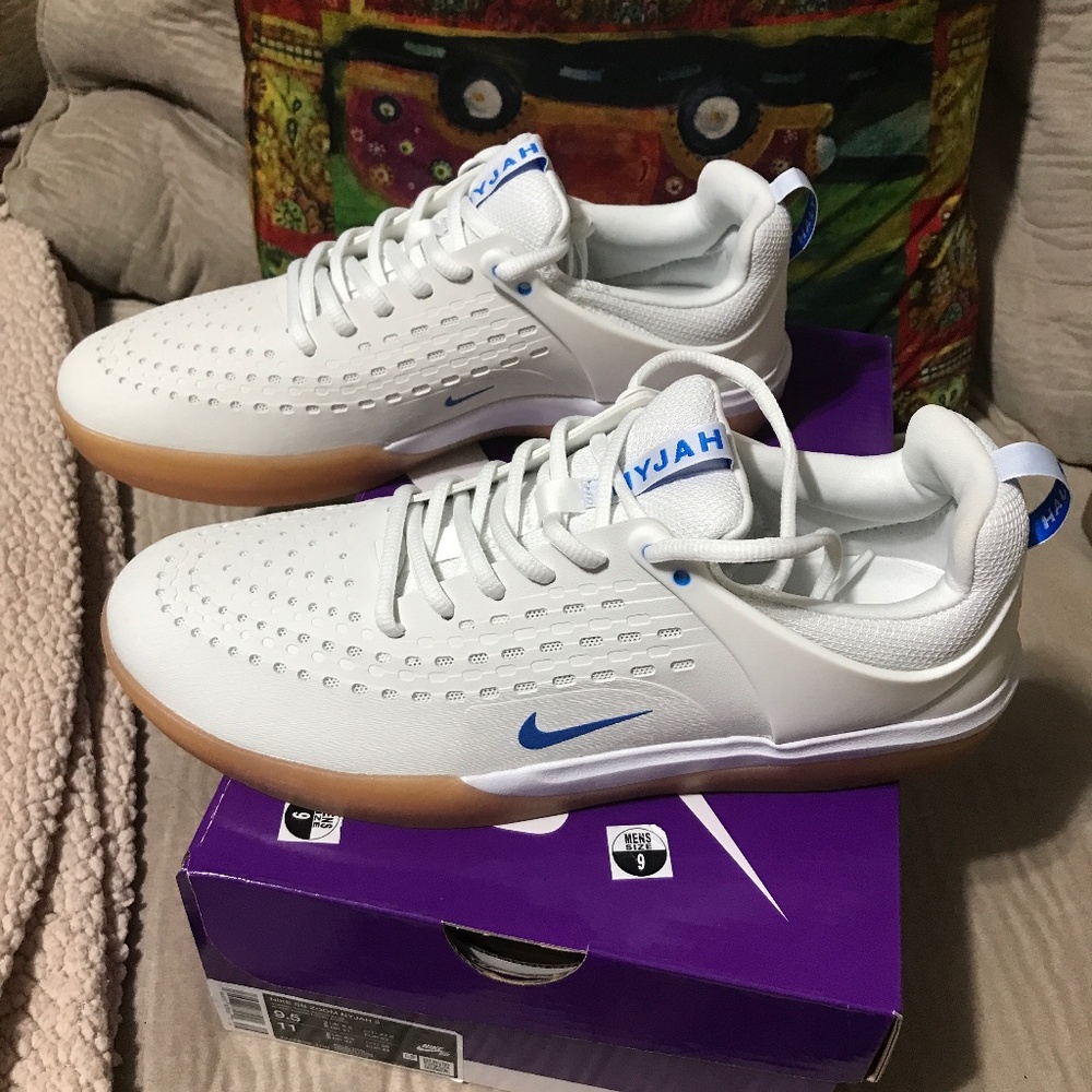 Size 9.5 Nike SB Nyjah 3